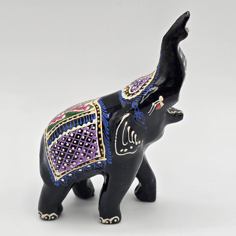 VTG HAND PAINTED WOOD BLACK LACQUER ELEPHANT FIGURINE with TRUNK UP‎ Miniature